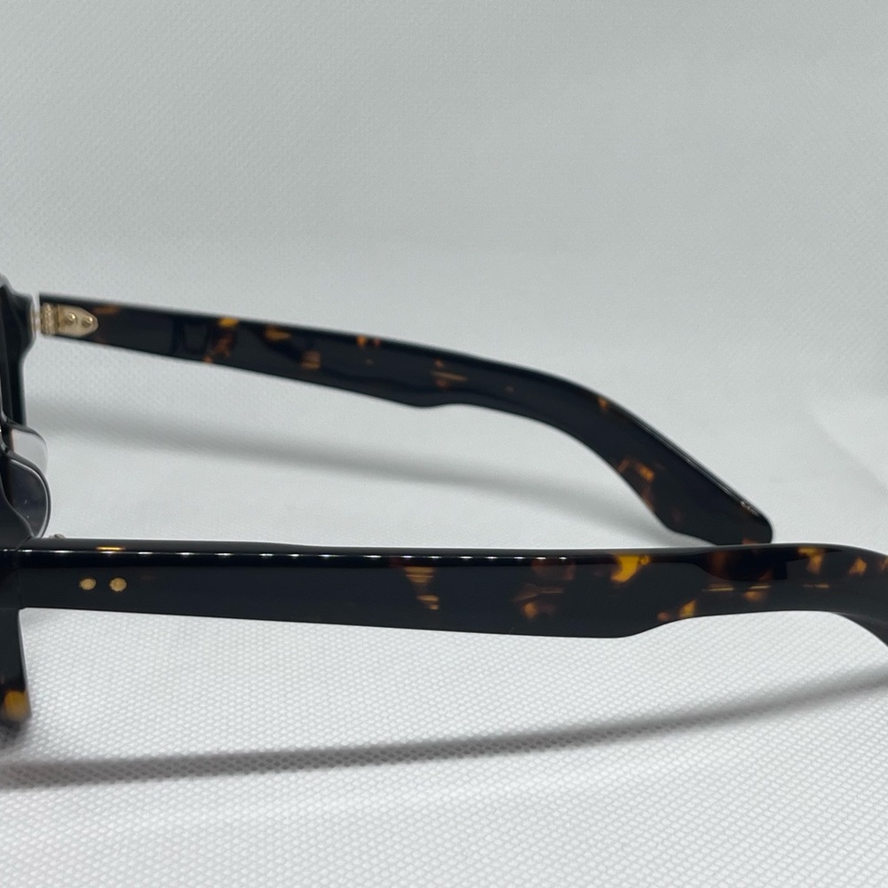 Tortoise Shell Glasses - Picture 4 of 5